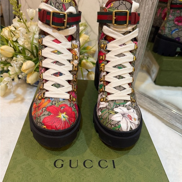 Gucci Shoes - Gucci GG Supreme Flora Women's Lace-Up Boots - Red and Green 39.5